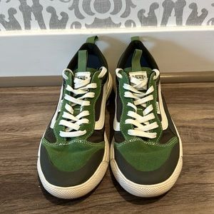 Vans Ultrarange- Green Like New